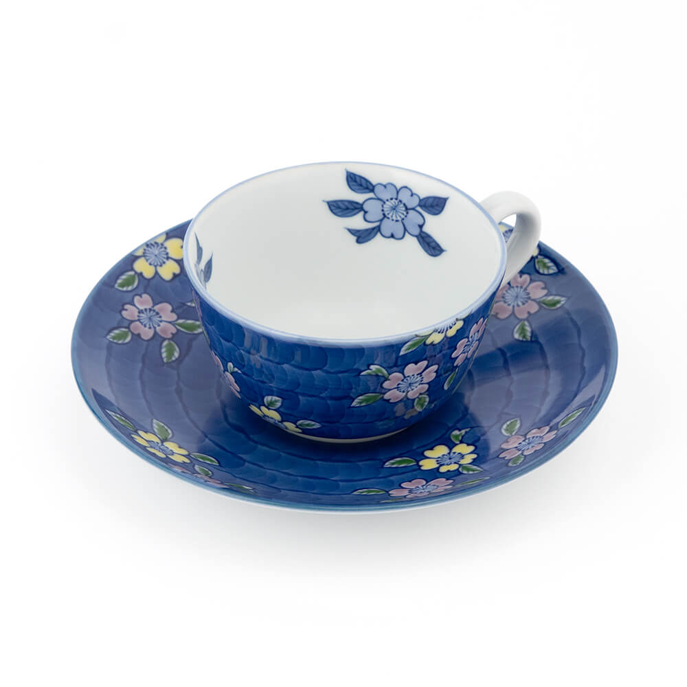 染錦桜濃 碗皿 ｜ 有田焼の源右衛門窯公式オンラインショップ